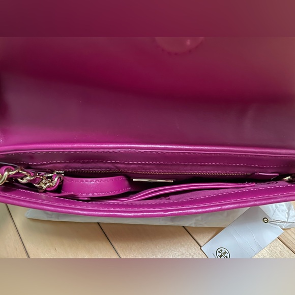 Tory Burch clutch - Picture 3 of 3